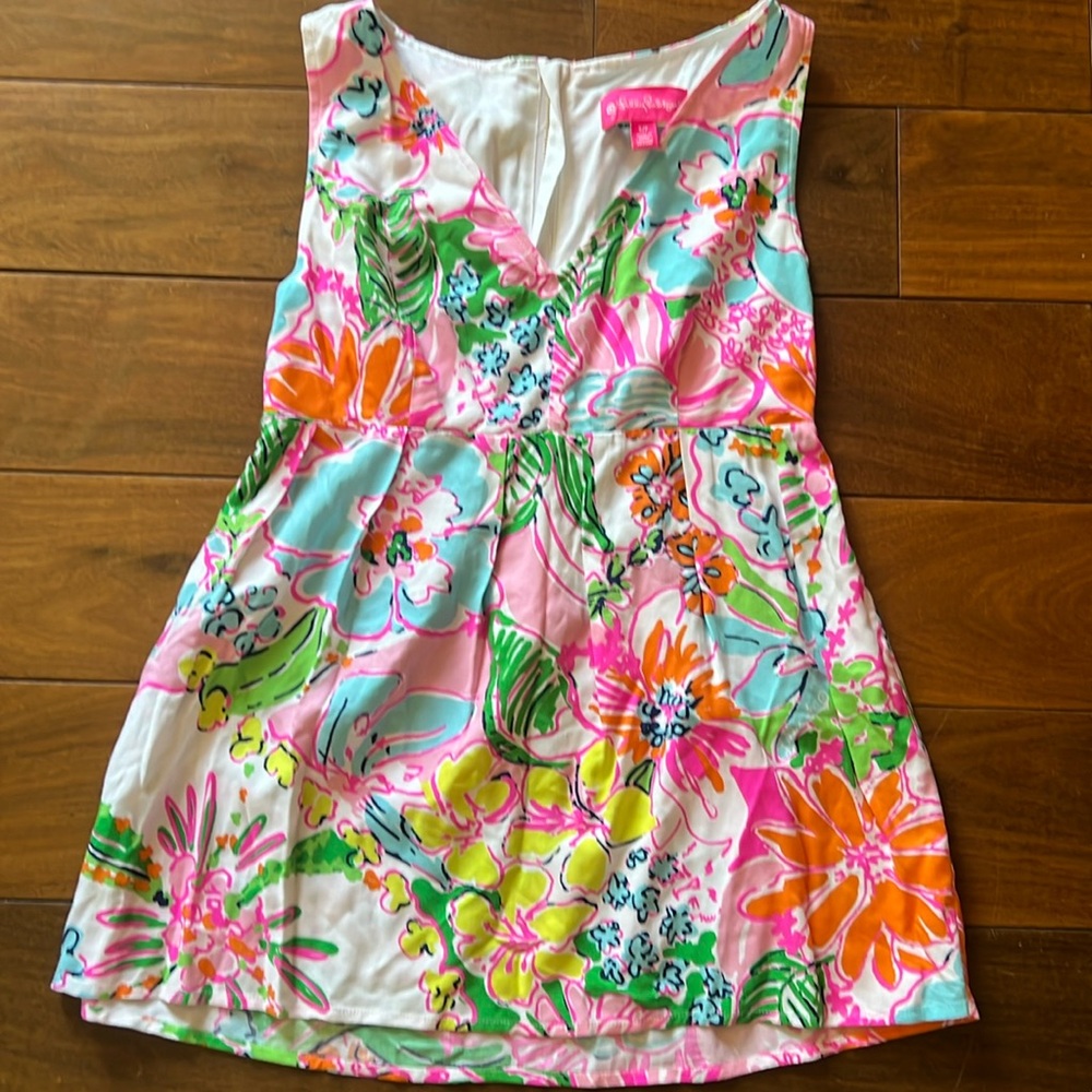 Lilly Pulitzer  Zip Up swing top
